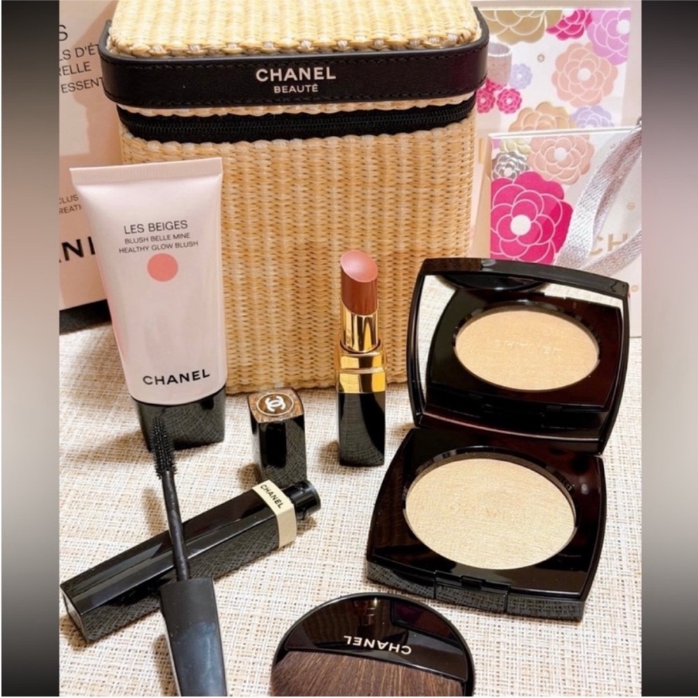 Chanel Limited Edition Les Beiges Healthy Glow Summer Essentials Set - Picture 3 of 6